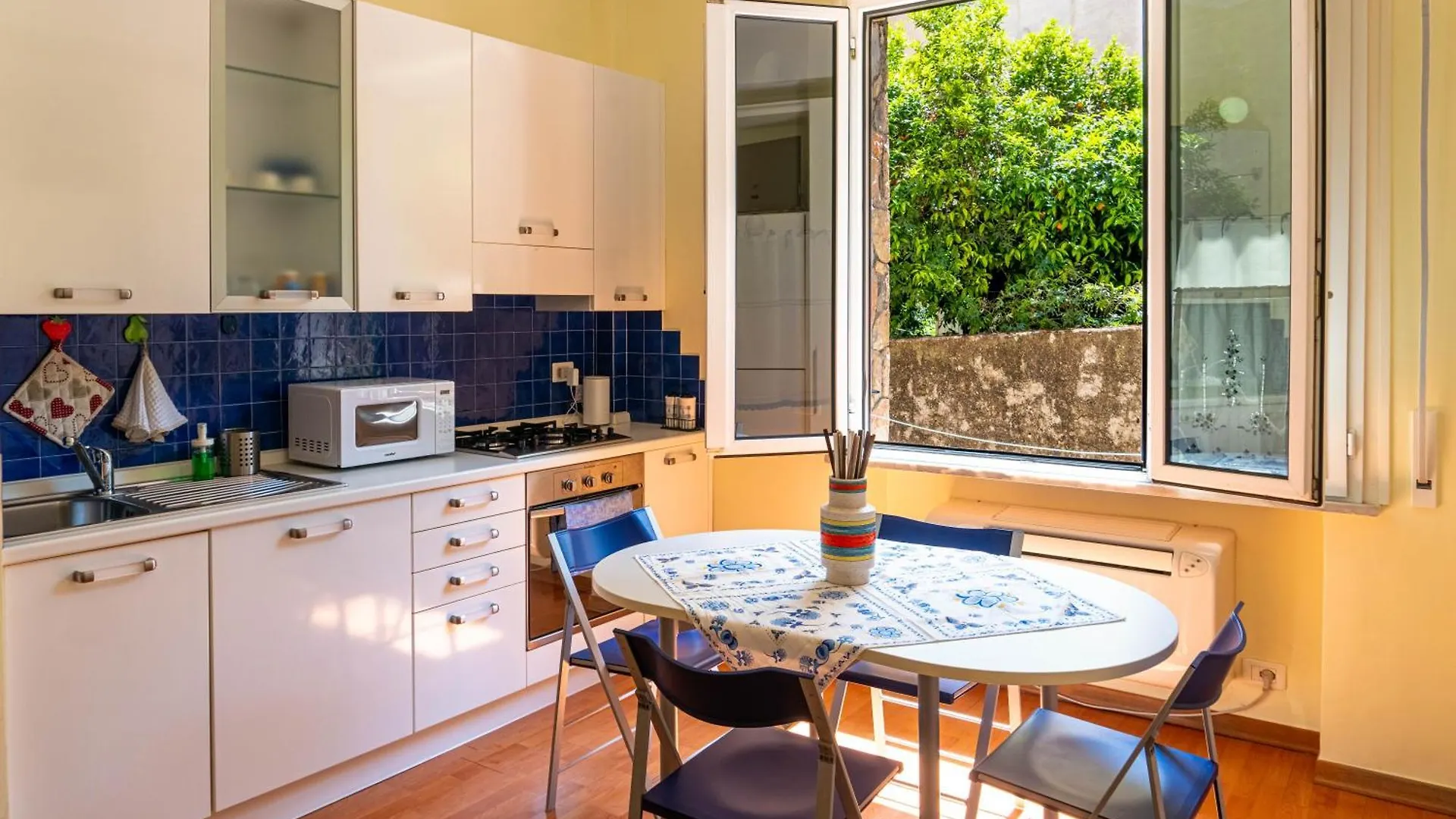 La Casetta Nel Borgo A Due Passi Dal Mare Italy